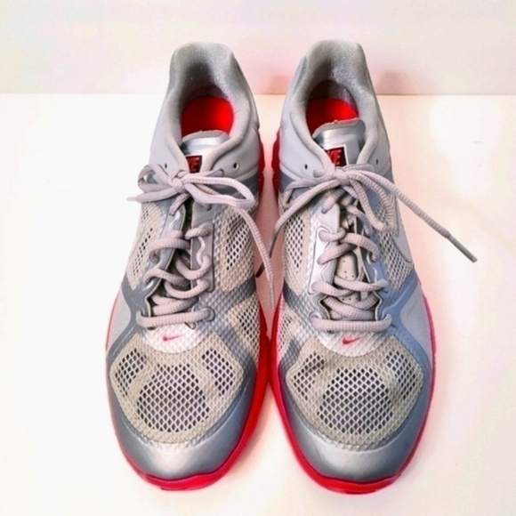 Nike Women's Training Lunar Running Athletic Shoes Size 10 - Picture 2 of 8